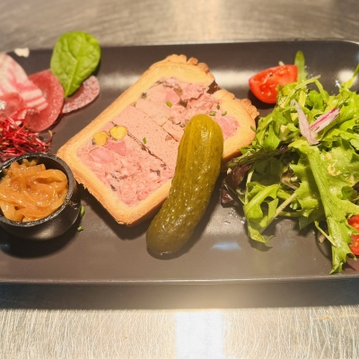 le pâté en croûte au morilles et champignons noirs